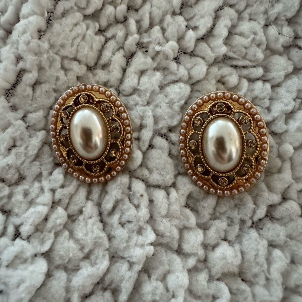 Vintage Carolee Gold Tone Clip-On Earrings with Faux Pearl & Crystals